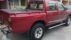 nissan pick up frontier 2005 tag L200 isuzu