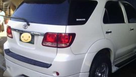 Toyota Fortuner 2005 model vs montero Innova hilux dmax strata mu-x