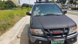 Isuzu crosswind Xuv 2010 MT