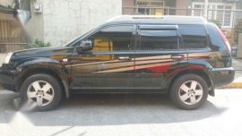 Nissan xtrail 4x4 tokyo edition crv rav4 escape