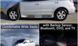 2008 Hyundai Santa Fe With TV and DVD