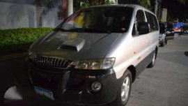 HYUNDAI STAREX 2010 model 4x2 Manual