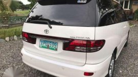 2004 toyota previa gas at local unit