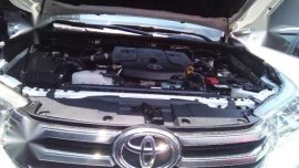 2017 White Manual 2.4 G Toyota 1.100kms Mileaged HILUX