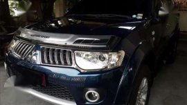 2010 Mitsubishi Montero Gls