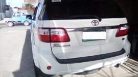 2011 toyota fortuner g 2013 toyota avanza g