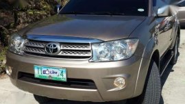 2011 Toyota Fortuner 2.5G D4D AT alt 2009 2010 2012