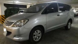 Toyota Innova E 2011 not adventure avanza