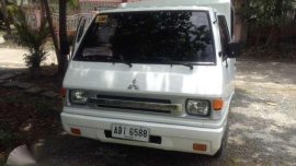 Mitsubishi L300 deluxe FB 2015 dual air con
