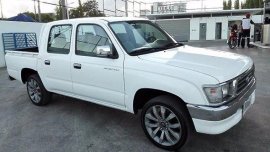 Toyota Hilux 2000 for sale