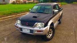 Mitsubishi Strada Endeavor 4x4 AT 2004 Top of the Line