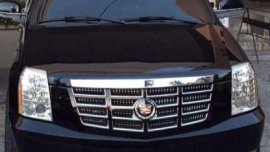 Cadillac Escalade 2010 vs. Ford Expedition Tahoe Suburban Patrol Landc