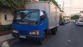 2004 Isuzu NKR