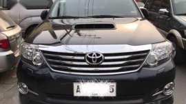 Toyota Fortuner V 2015 AT Diesel VNT Black Leather Interior Like New