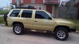Nissan terrano 4x4 local diesel Russhhh