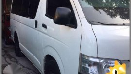 2015 Toyota HiAce Commuter Manual Shift (White Color)