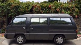 Mitsubishi L300 Versa Van Diesel