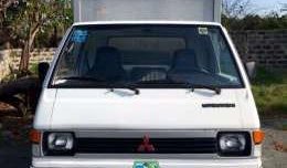 1995 Mitsubishi L300 Aluminum Van