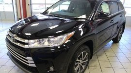 2017 TOYOTA HIGHLANDER XLE