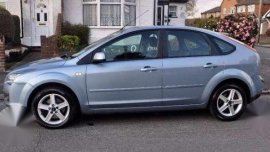 hatchback - ford focus 2008 - top of the line - automatic