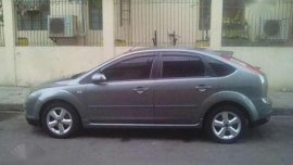2007 Ford focus hatchback 2.0 matic top of d line