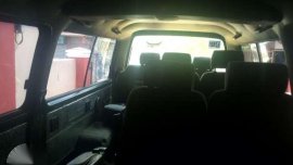 2004 Nissan Urvan Escapade