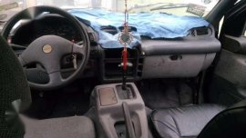 2 Nissan Serena Vans