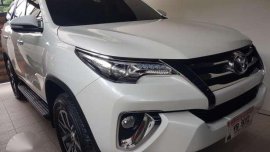 2016 toyota fortuner V 4x2 pearl white automatic diesel