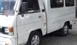 Well maintained Mitsubishi l300 fb model 1998 Diesel White for sale