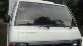 Mitsubishi L300 FB Deluxe