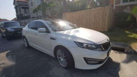 Well kept Kia Optima 2013 ( k5 )