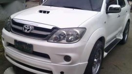 Toyota Fortuner V 2005 model 4x4 