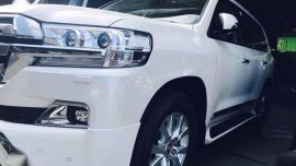 2017 Toyota Land Cruiser VXL Exclusive Diesel