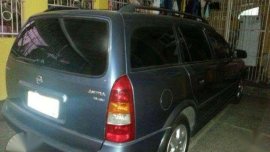 Opel Astra model 2004