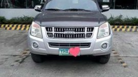 Isuzu alterra 2009 matic