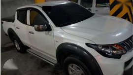 2015 Mitsubishi Strada GLX V for sale