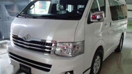 2017 Super Grandia Leather vs Nissan Urvan vs Starex vs GMC Savana