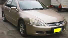 Honda Accord 2004 AT 2.0