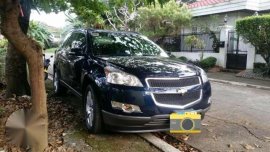 2013 chevrolet traverse v explorer suburban