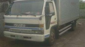 for sale Isuzu Elf closed van