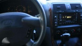 2003 kia sedona diesel van