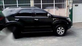 Toyota Fortuner Black AT Gas vvti 07