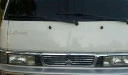 Nissan urvan escapade 2004