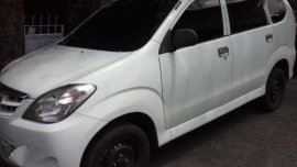 Toyota avanza j 2012