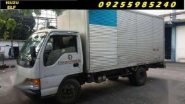 isuzu elf giga nkr 14ft close van