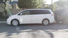 2012 toyota sienna xle mini van for sale