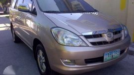 Toyota Innova G AT 2005 GOOD AS NEW 