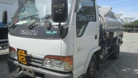 1128 #2 Isuzu Elf Tanker 3KL Truck
