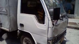 Isuzu elf 4W aluminum van