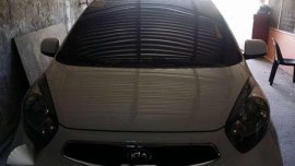 kia picanto white 2017 assume neg.